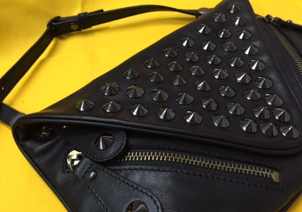 個人專屬包款設計訂做｜玫瑰與錨釘的溫柔/皮革斜肩背小包