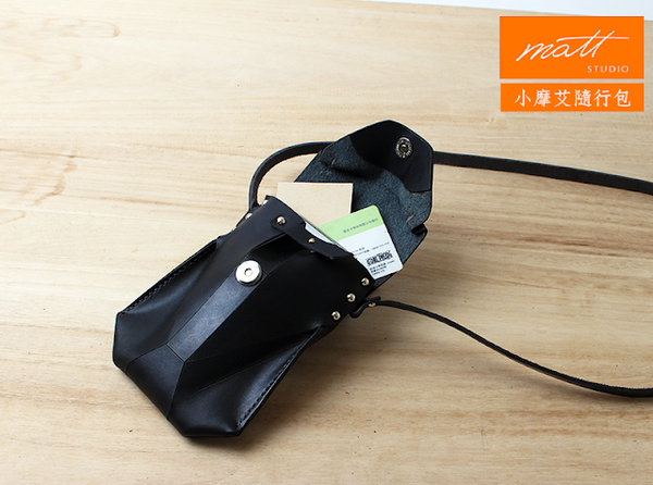 手縫【小摩艾隨行包】石頭人帶著跑